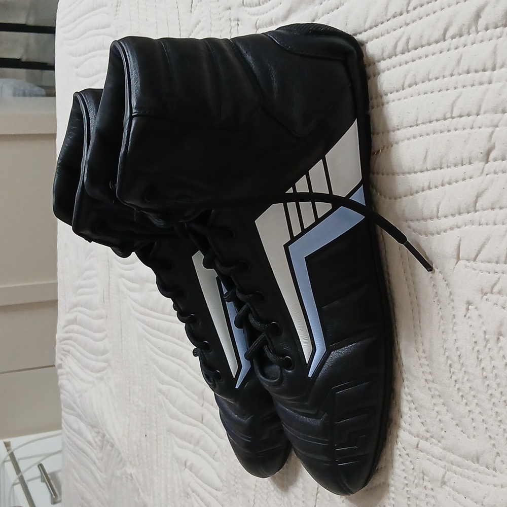 PRADA SNEAKERS